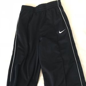 Nike black sweat pant barely worn